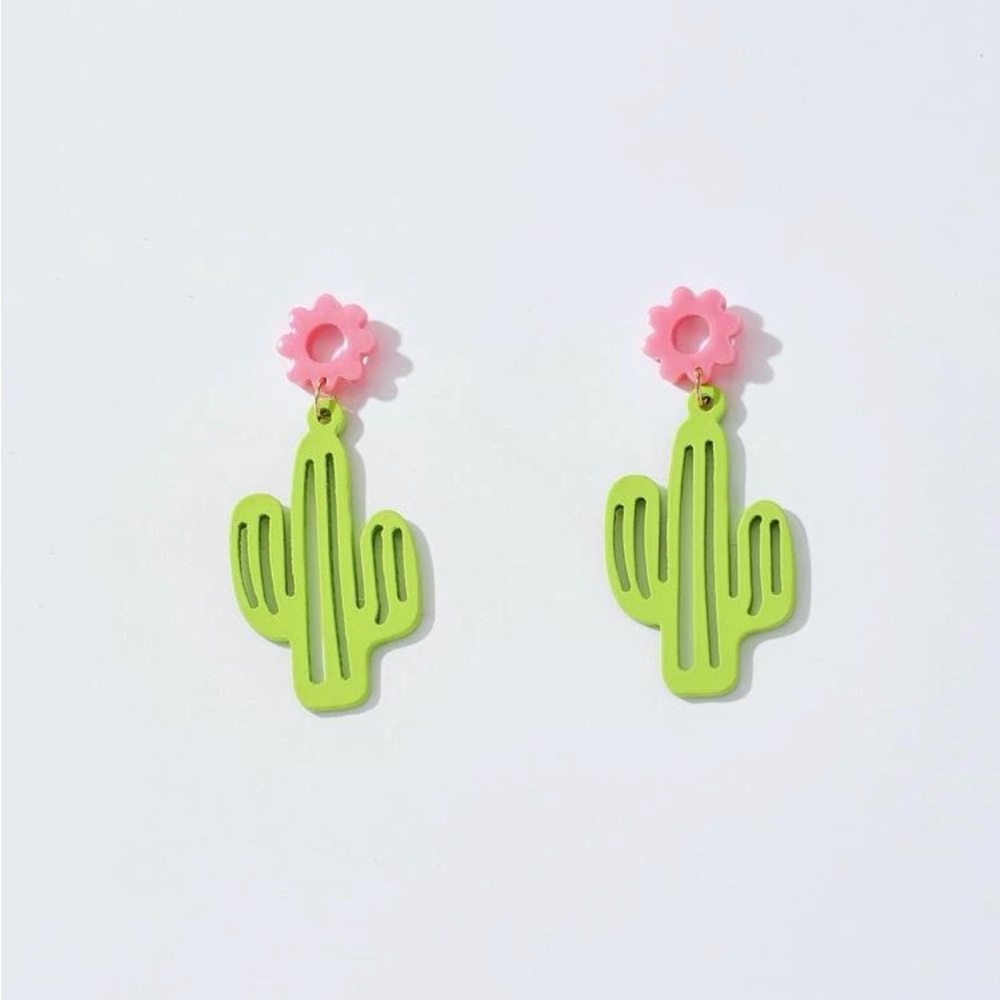 Cactus Dangle Earrings - H 1.8 W 0.7